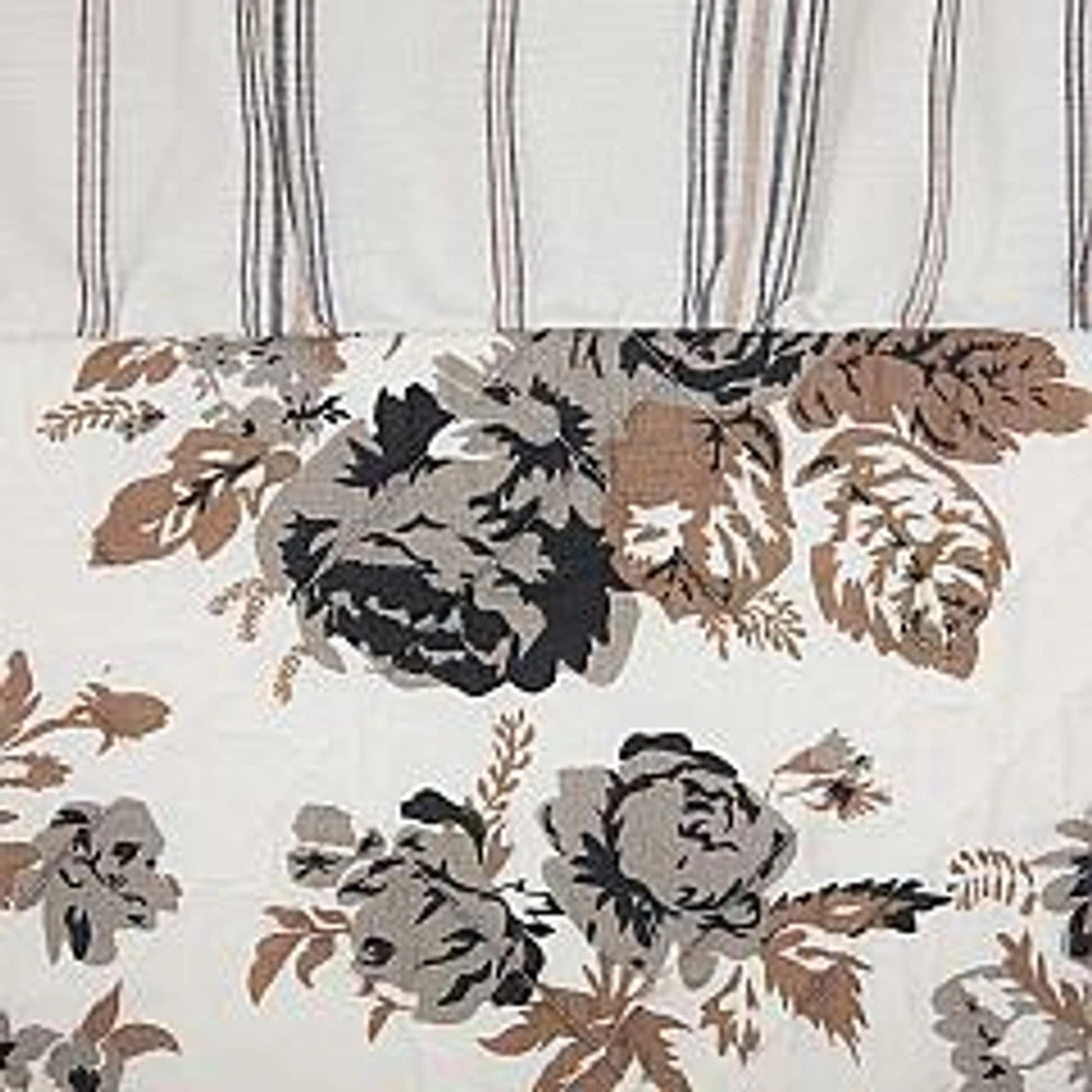 Annie Portabella Floral Ruffled Pillow Sham - King 4 Annie Portabella Floral Ruffled Pillow Sham - King - Image 4