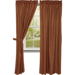 Burgundy Check Panels - 80x84