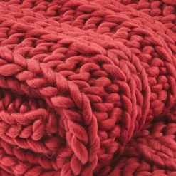 Chunky Ribbed Throw - Garnet 5 Chunky Ribbed Throw - Garnet -Beautiful Decoration Chunky Ribbed Throw Garnet 762242033078 image3 02983.1667560231