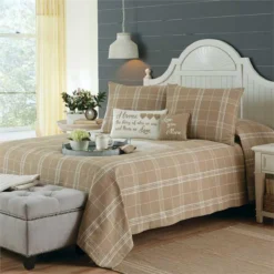 Fieldstone Plaid Queen Bedspread - Cream 94x108