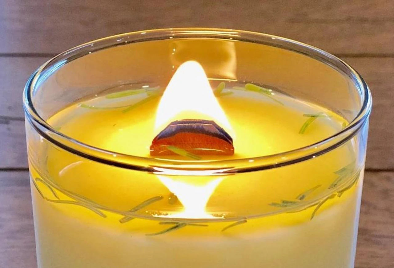 Soy Candle - 12 Oz. Fir Needle Green 2 Soy Candle - 12 Oz. Fir Needle Green - Image 2